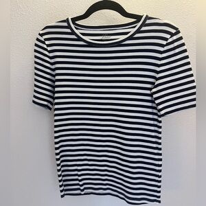 J Crew perfect fit striped short sleeve T shirt.